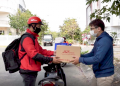 Thị trường chuyển phát nhanh 2021: Trong cái khó, ló cái khôn