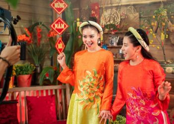 Ninh Dương Lan Ngọc rủ rê HuyR “chốt đơn” năm Nhâm Dần với  MV “Tết Yêu Tết Ghét”