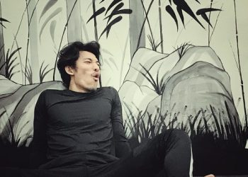 Liên Bỉnh Phát tung ảnh hậu trường tập luyện “Hóa Ngoại Chi Y”