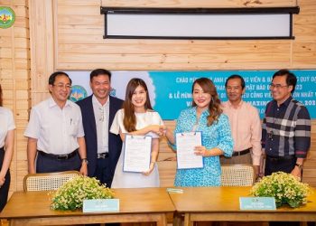 Công viên nước lớn nhất Việt Nam công bố giá vé hấp dẫn mừng kỷ niệm sinh nhật 1 tuổi