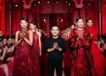 NTK Lê Thanh Hoà lần đầu đảm nhận vị trí mở màn Aquafina Vietnam International Fashion Week mùa thứ 15 với BST “Hoa Trên Sóng Nước”