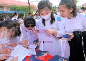 Trường Đại học Văn Lang không tăng học phí với tân sinh viên và gia tăng học bổng tuyển sinh năm 2023