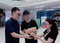 Dự án sáng tạo về thời trang tái sử dụng của sinh viên Đại học FPT đầy tâm huyết