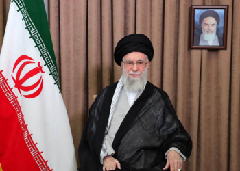 Giáo chủ Iran phản ứng sau khi ông Trump kêu gọi “đầu hàng vô điều kiện”
