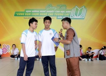 Chương trình định hướng nghề nghiệp cho học sinh năm 2025 Chủ đề “Cùng bạn chọn nghề cho tương lai”