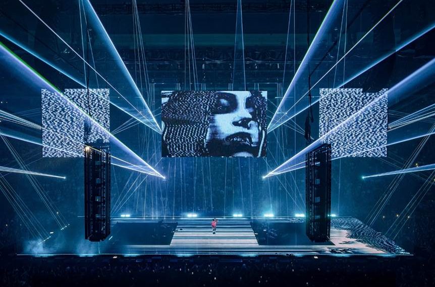 Đạo diễn James Cameron hé lộ công nghệ điện ảnh đột phá dành riêng cho phim concert của Billie Eilish