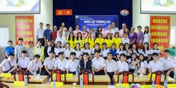 Hướng nghiệp từ trải nghiệm – Vững vàng trước ngưỡng cửa tương lai