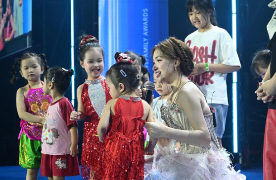 WeFamily Awards 2026 Tôn vinh những điều bình dị, lan tỏa hạnh phúc vẹn tròn